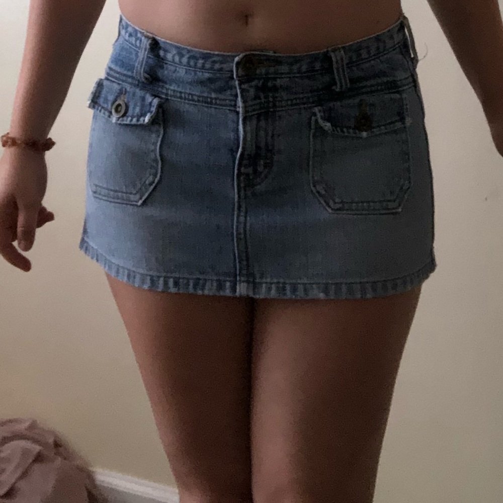 Short skirt